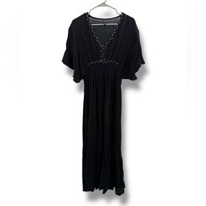 Boho me Flutter Sleeve Maxi Dress Women's Size Medium Black Flowy Boho Casual‎